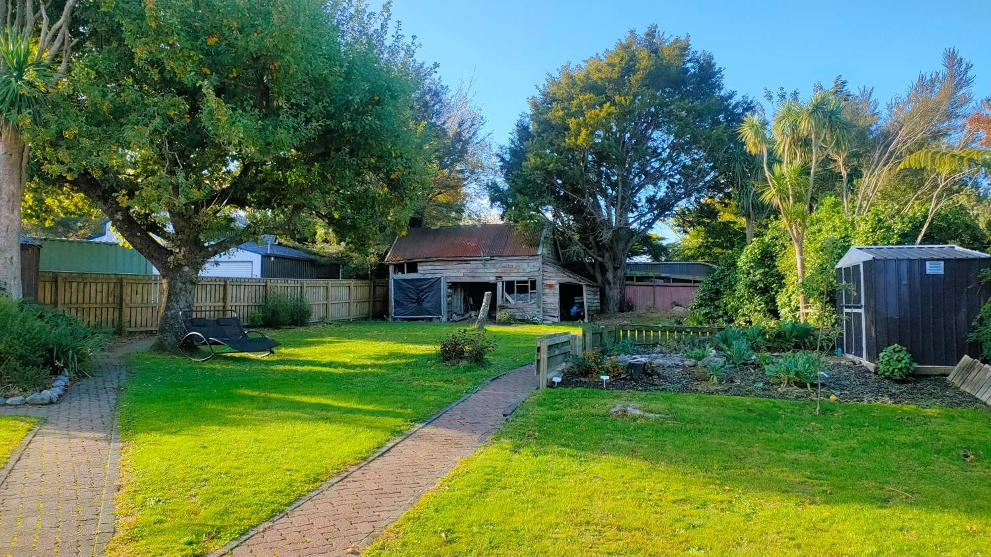 The Oaks- A Beautifully Appointed 1890S Villa Featherston エクステリア 写真